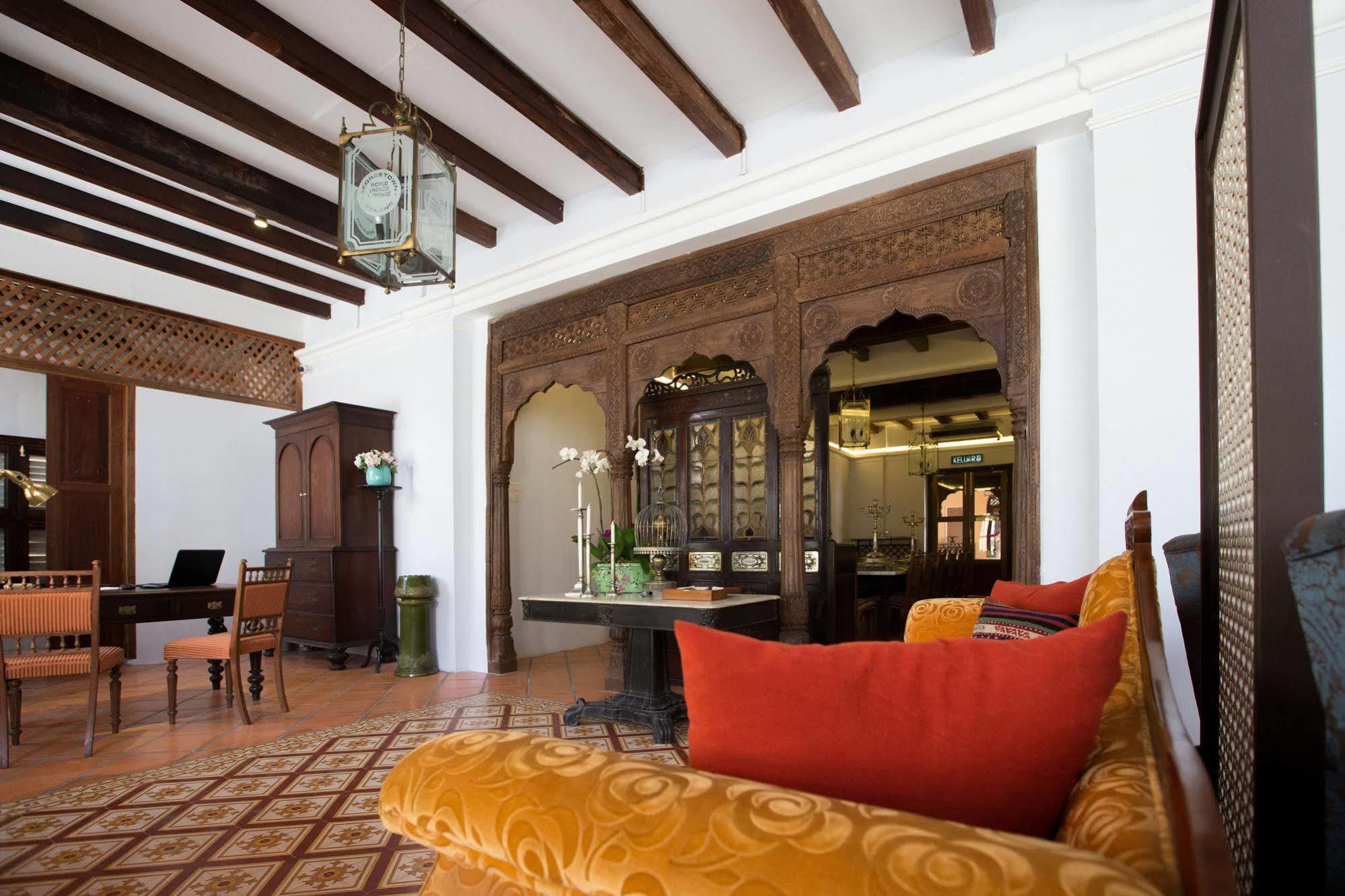 Jawi Peranakan Mansion George Town Exterior photo