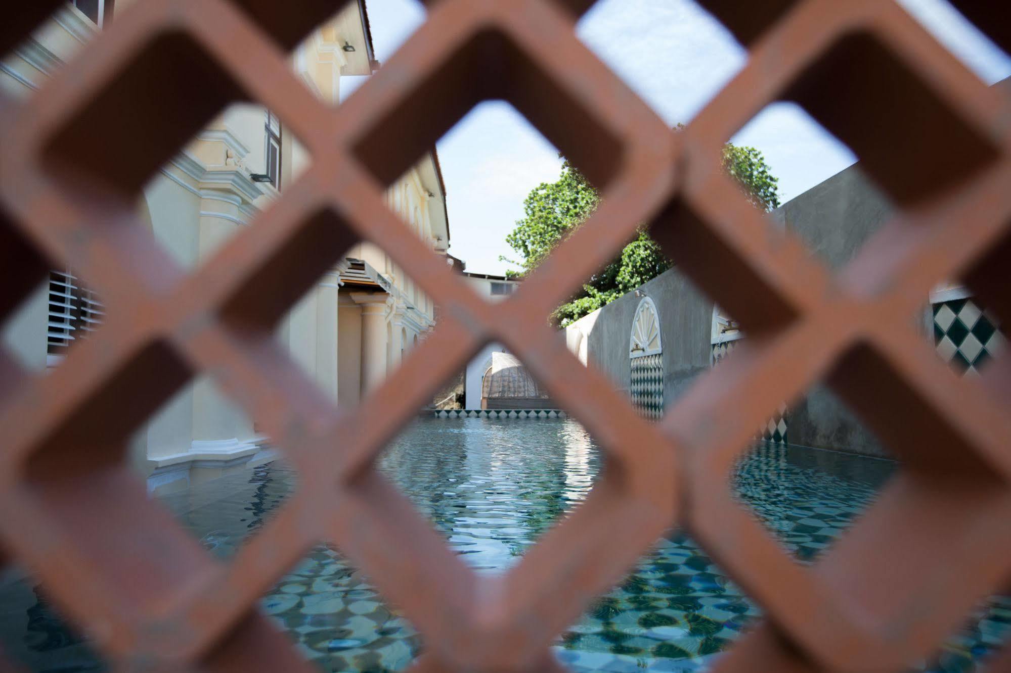 Jawi Peranakan Mansion George Town Exterior photo
