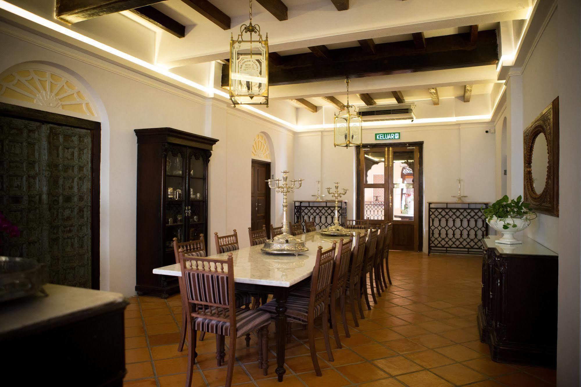 Jawi Peranakan Mansion George Town Exterior photo